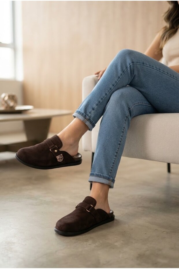 Ralena Women's Slippers with Straps and Buckle in Brown Suede