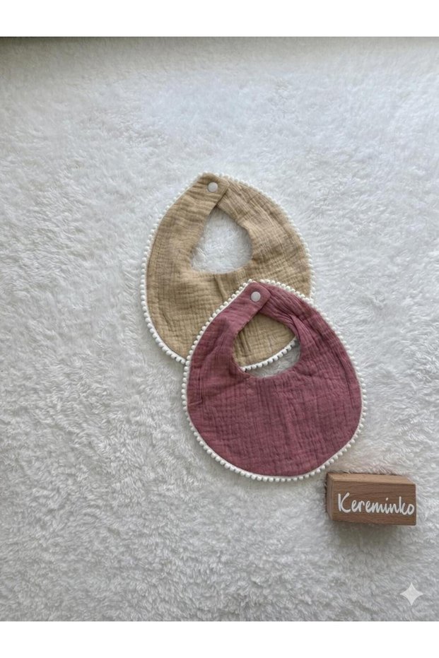 Newborn Baby Girl 2-Piece Pompom Muslin Bib