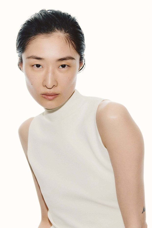 Stand-collar jersey top