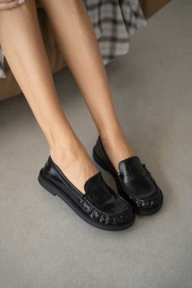 Livo Thick and Flat Sole Classic Women's Shoes - Black Patent Leather