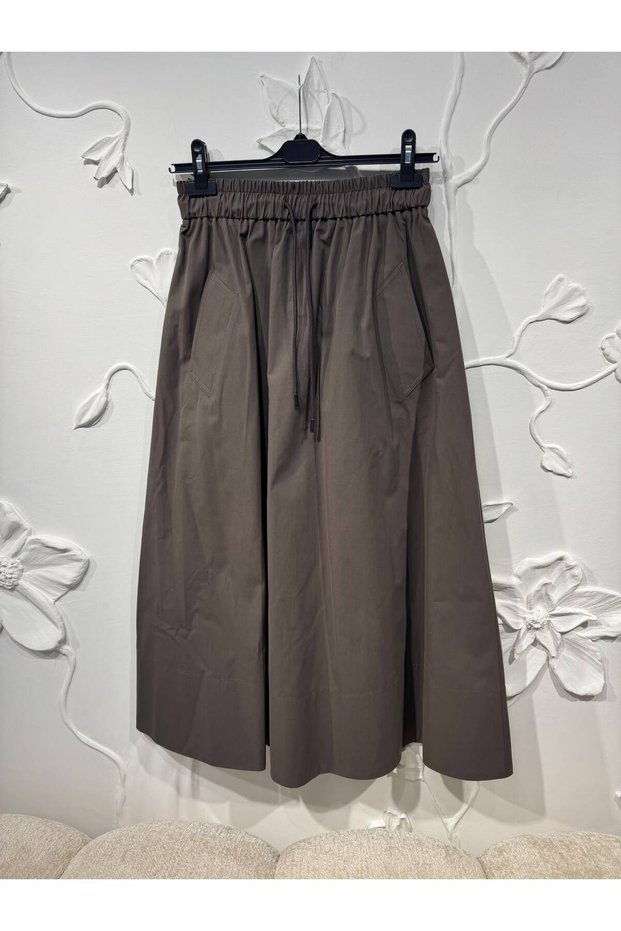 5813 Lizzy Pocket Detail Flared Skirt Mink