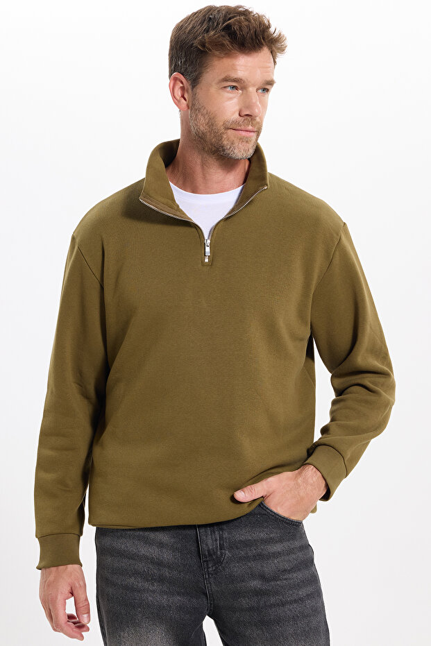 Unisex relax fit comfortable cut cotton fleece lined half zip green high neck sweatshirt