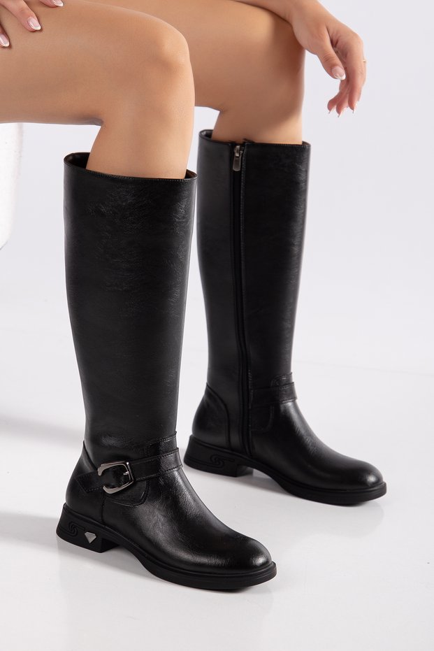 Buckle Detailed Zippered Non-Slip Sole Women's Boots
