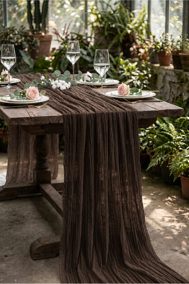 Bohemian Tulle Runner Tablecloth – Elegant Sophistication and Modern Table Decor