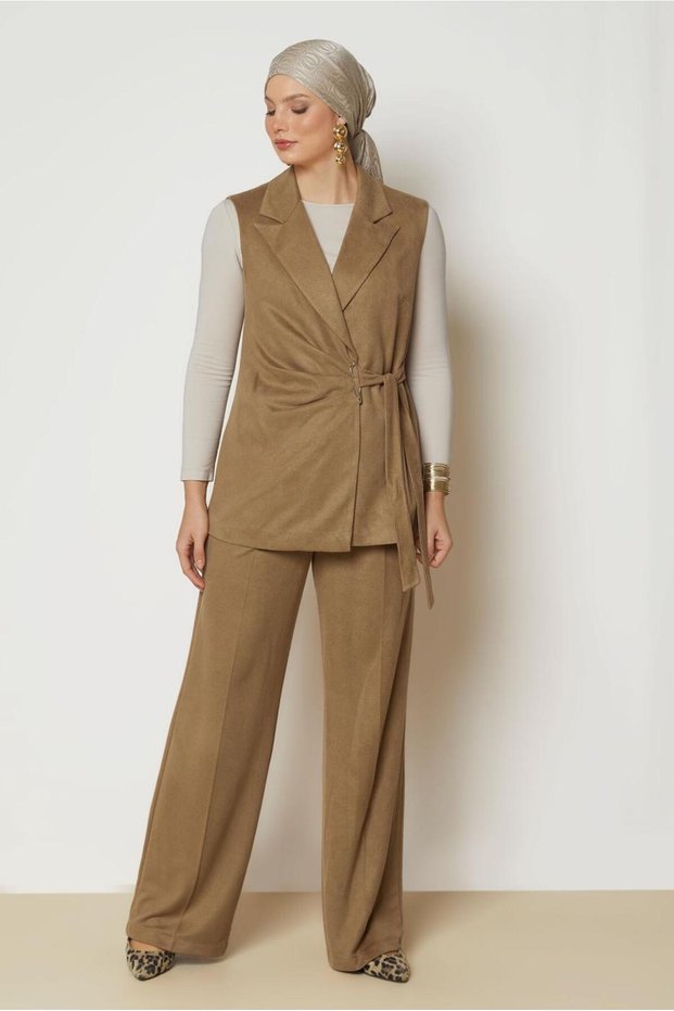 Suet Suit with Pants 47045