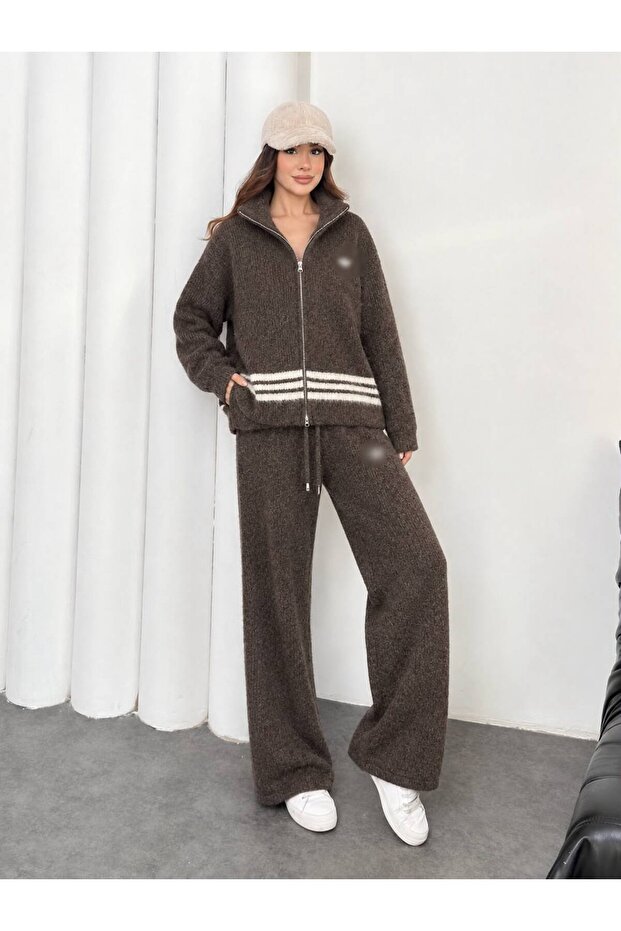 Striped Front Zippered Brown Knitwear Set