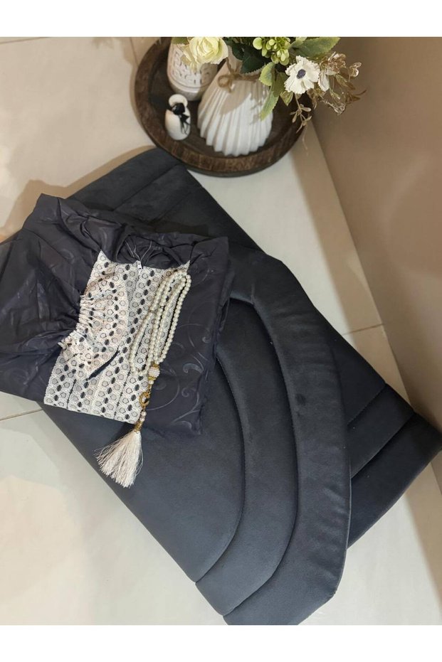 طقم سجاد صلاه مع شرشف ابو كلفه