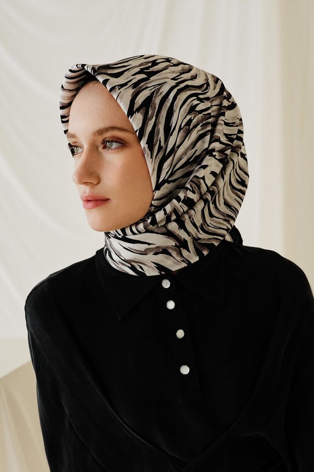 Silk Scarf 2025/2026 Autumn Winter - 9435D-09 - Sura - Zebra Pattern