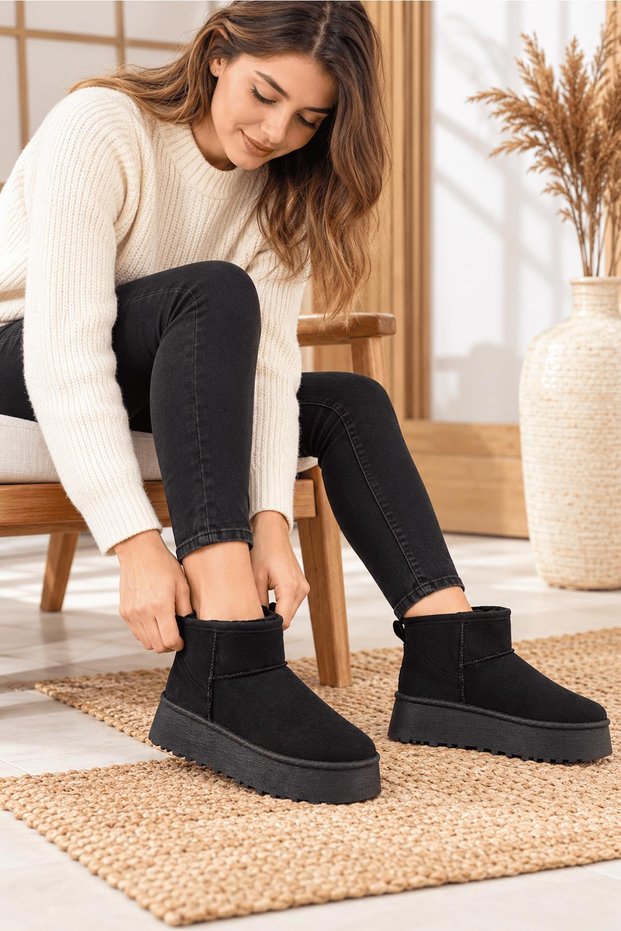 Papuç Sepeti 5446 Women's Furry Mini Ankle Length High Sole Suede Boots
