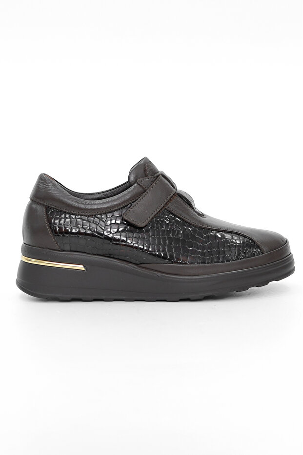Genuine Leather Crocodile Patterned Brown Women's Casual Shoes - Z27011