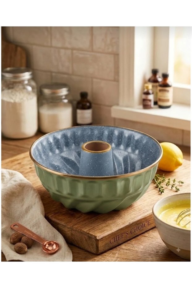 26 cm Green Cast Iron Cake Mold with Enamel on the Outside and Granite on the Inside