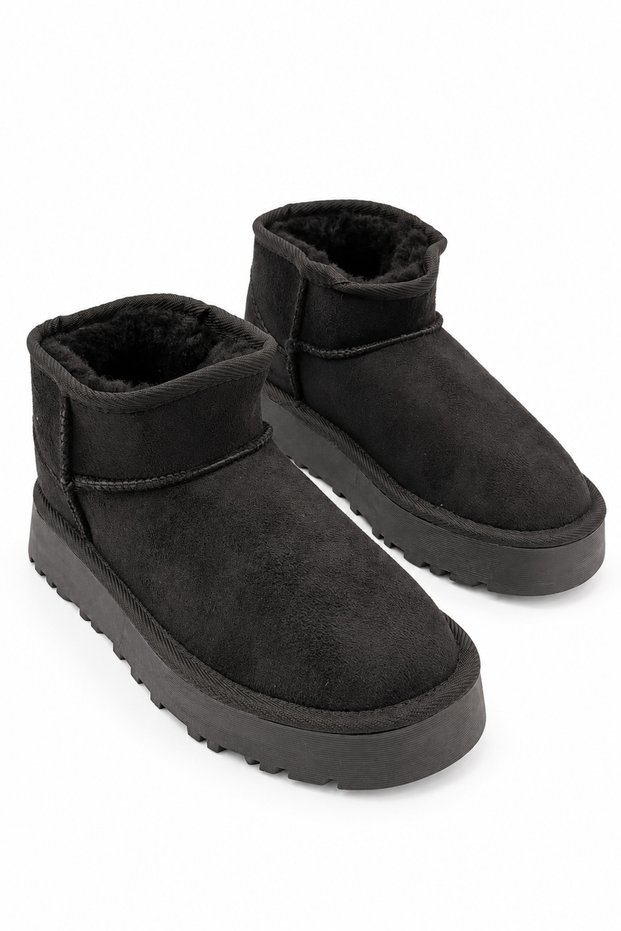 Women's Thick Sole Black Fur Boots Km021