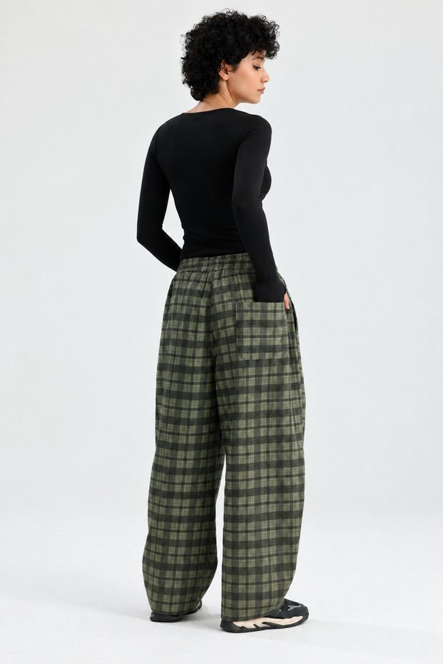 Green Plaid Loose-Fit Balloon Trousers with Elastic Waist