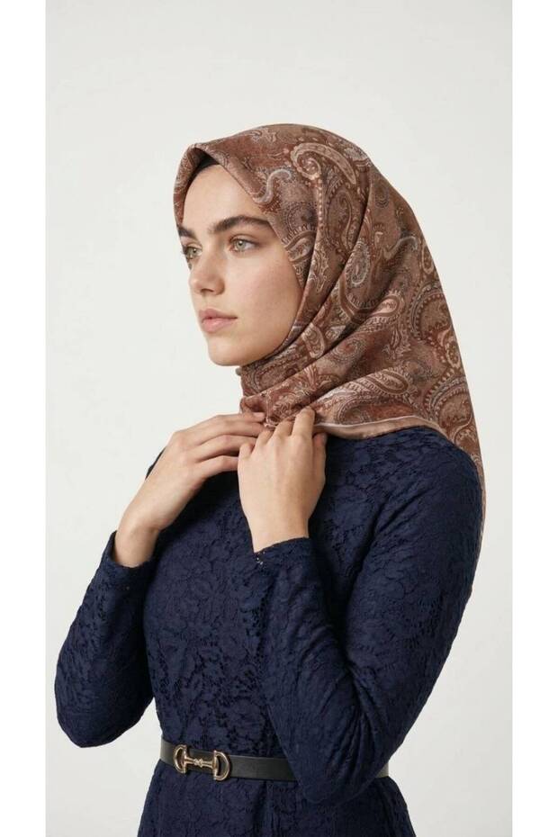 Elya Scarf