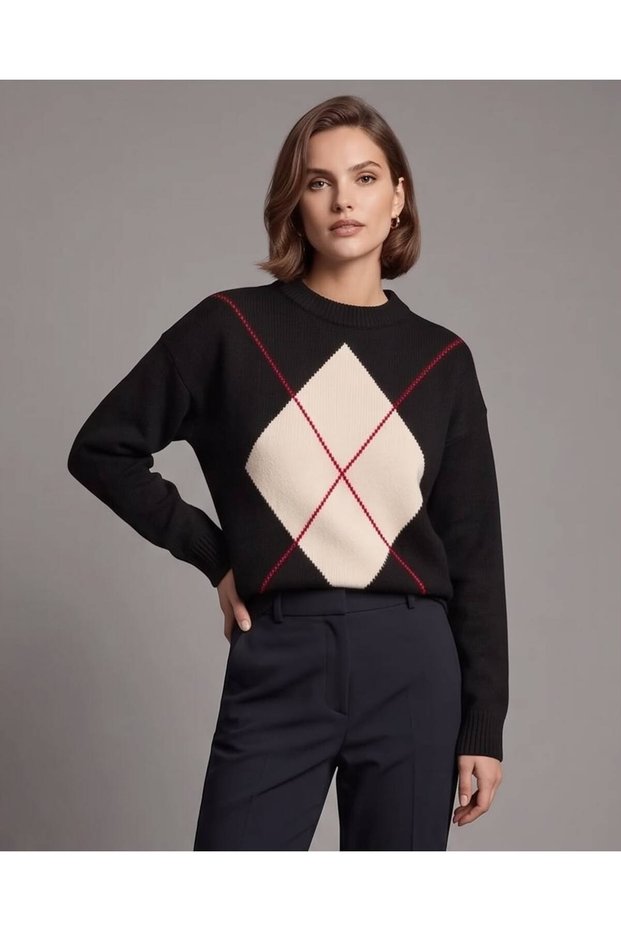 Women's Diamond Patterned Crew Neck Knitwear Sweater