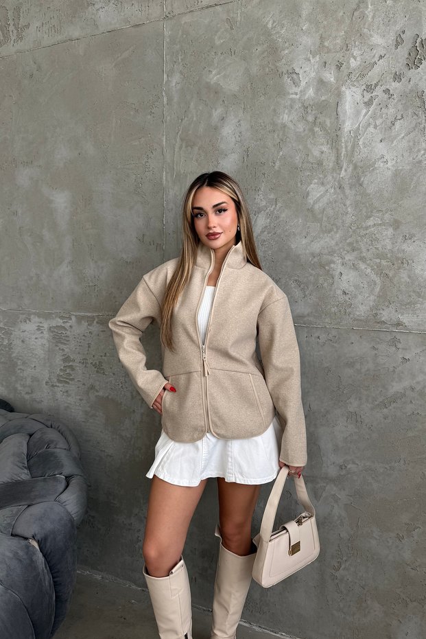 Women's Oversize Cashmere Premium Jacket with Stand Collar, Zipper and Ribbed Pockets