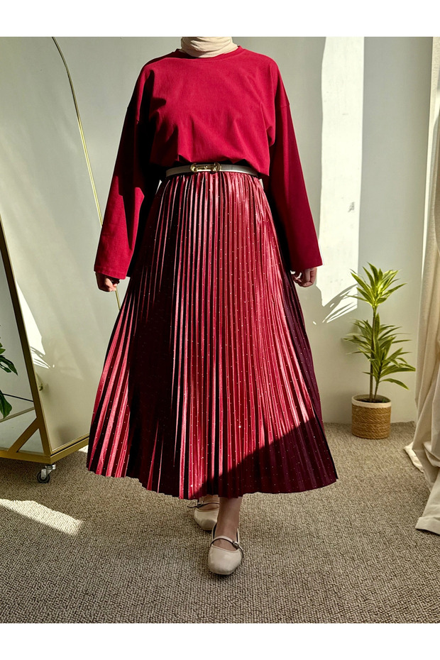 Elastic Waist Stoned Pleated Skirt - Burgundy