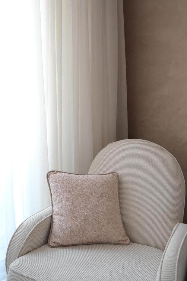 Goff Pink Throw Pillow Cover (45X45)