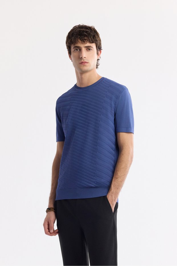 Men's Indigo Crew Neck Rayon Knitwear Regular Fit T-Shirt A51Y5004