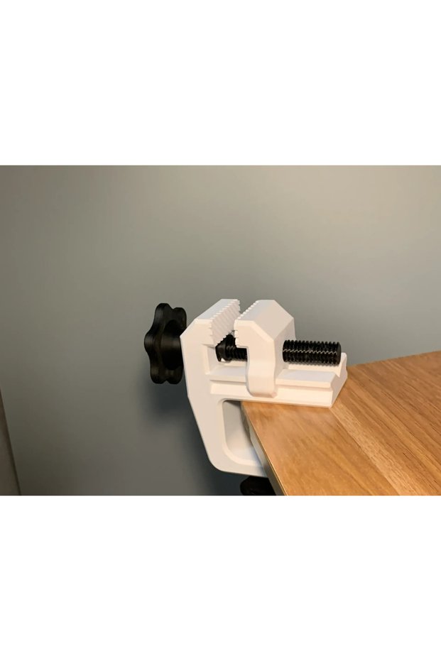 Mini Vise – Small Part Fixing Fixture for Hardware and Hobby Work