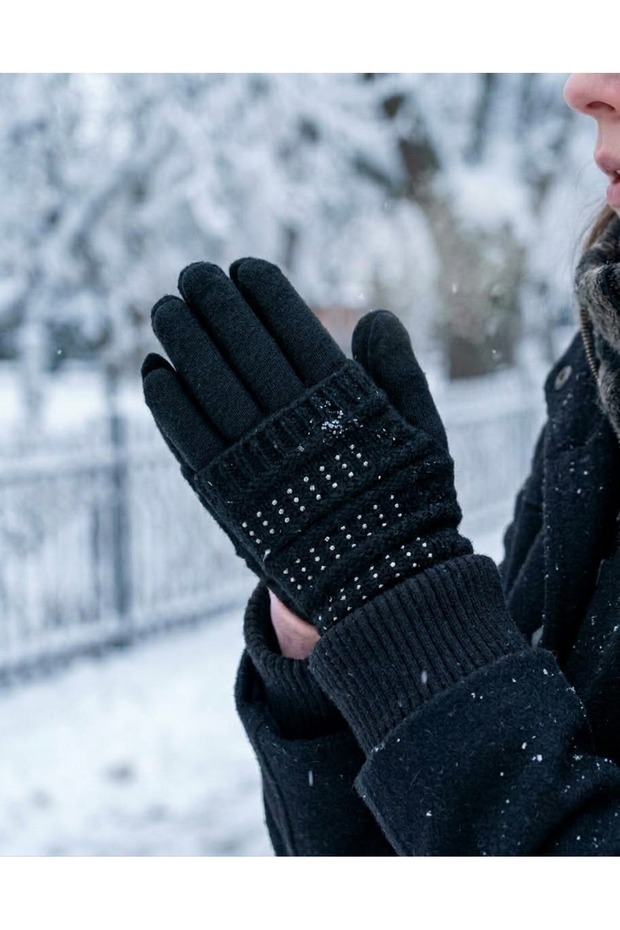 Stylish and Warm Black Women's Gloves with Stone Detail