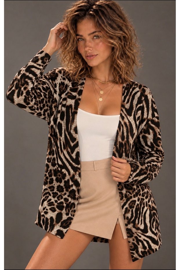 Women's Camel Leopard Pattern Soft Cardigan Be554