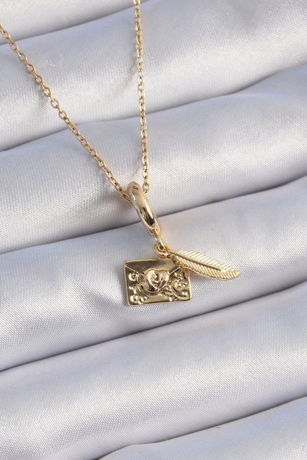 316L Steel Gold Color Heart Detail Letter Figure Charm Model Women's Necklace