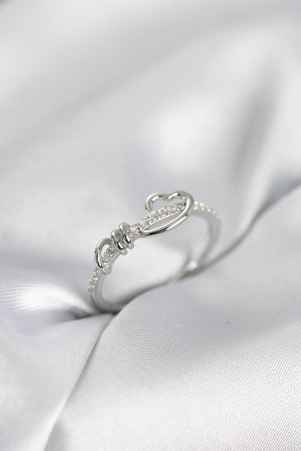Spiral Heart Model Zircon Stone Silver Color Women's Ring