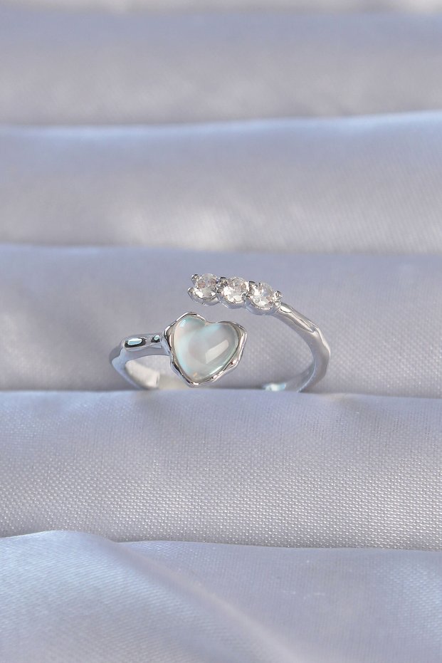 Brass Silver Color Zircon Stone Pearlescent Heart Model Adjustable Ring
