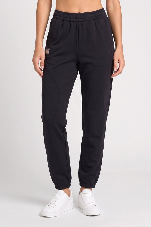 Women Relaxed Fit Brand Logo Outdoor Track Pants, Black
