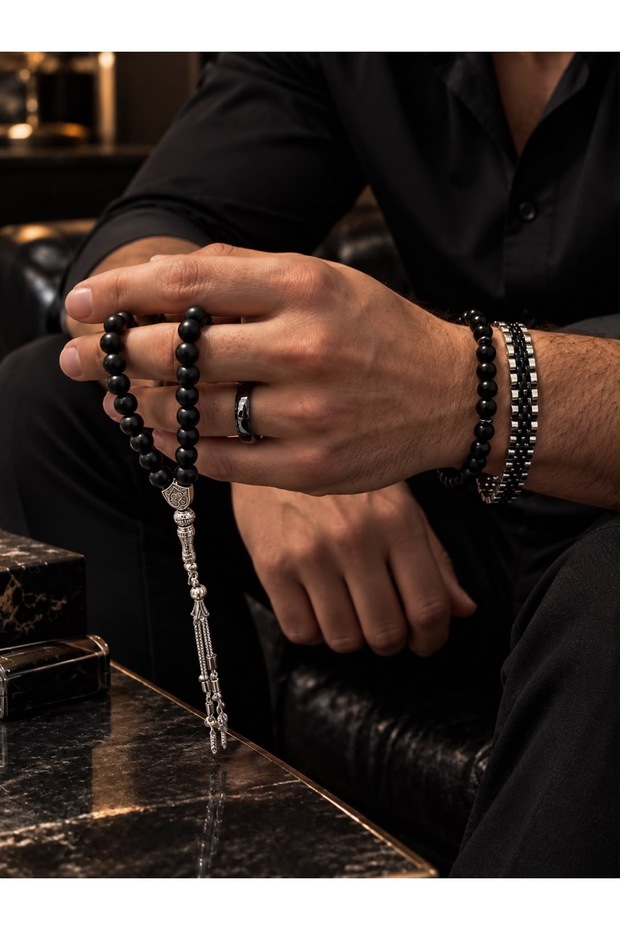 Men's Accessory Set 1 Rosary 1 Steel Bracelet 1 Beaded Bracelet 1 Ring Stylish Men's Jewelry Combination Gift for Spouse, Lover, Friend, Father Birthday Gift 4 Piece Gift Set