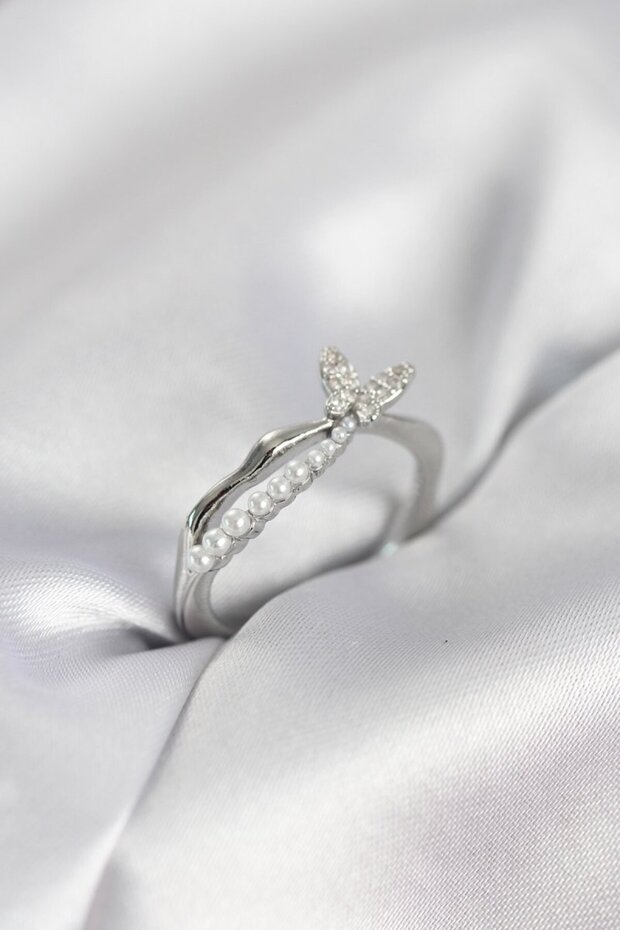 Silver Color Tailed Butterfly Model Pearl Women's Ring