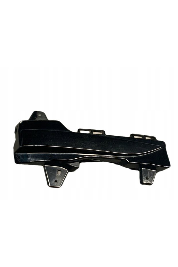 MODEL 3 CAPAC HALOGEN FAȚĂ DREAPTA