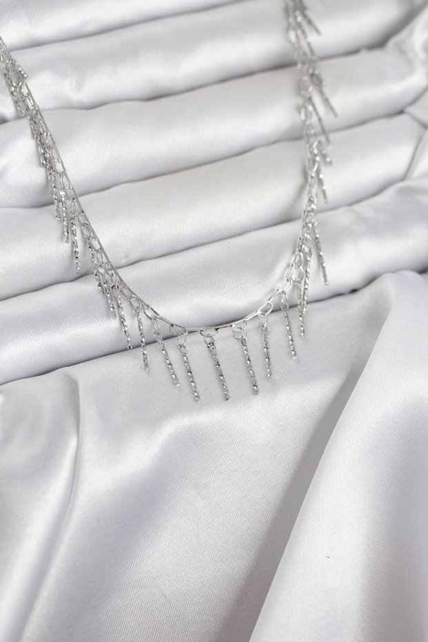 Brass Silver Color Fringed Model Women's Necklace