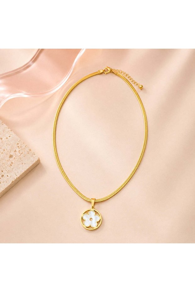 Golden Clover Mother-of-Pearl Necklace