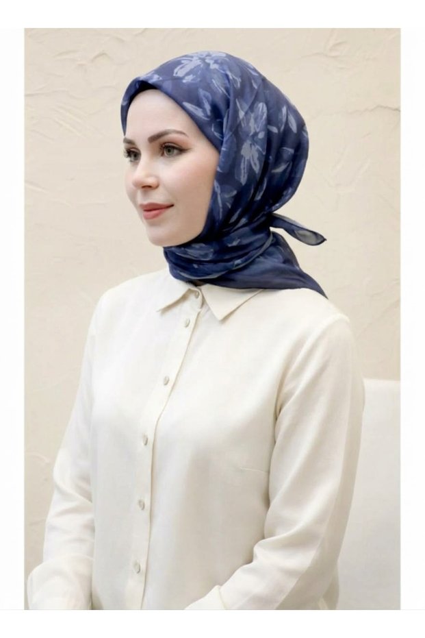 وشاح قطني هندي بنمط زنبق إفدال