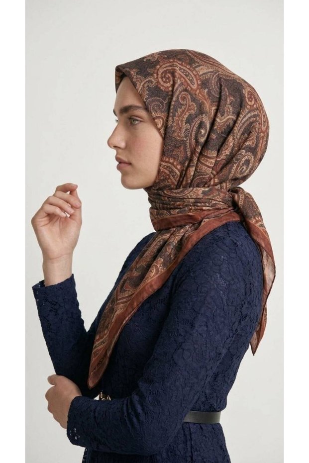 Elya Scarf