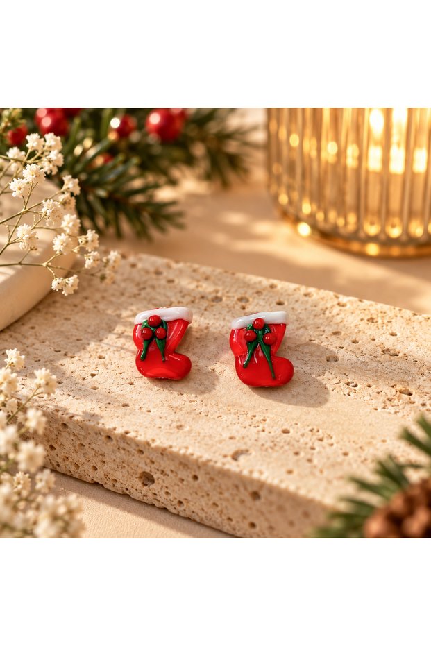 Handmade Murano Glass Red Christmas Stocking Beads (2 Pieces)