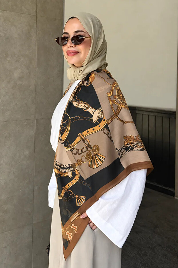 شال كتف بنمط السلسلة - ذهبي