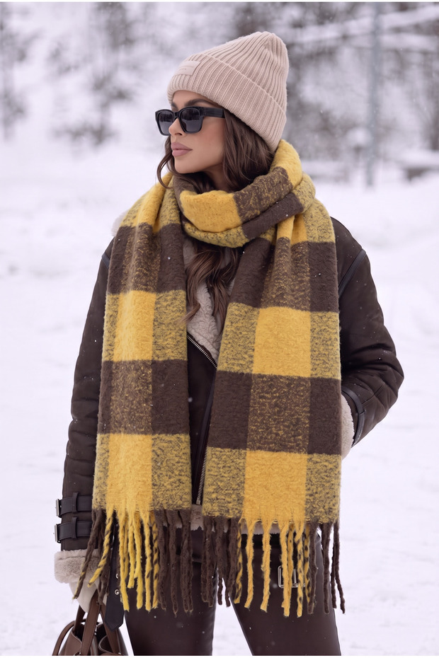 Women's Winter Plaid Patterned Boucle Shawl Scarf