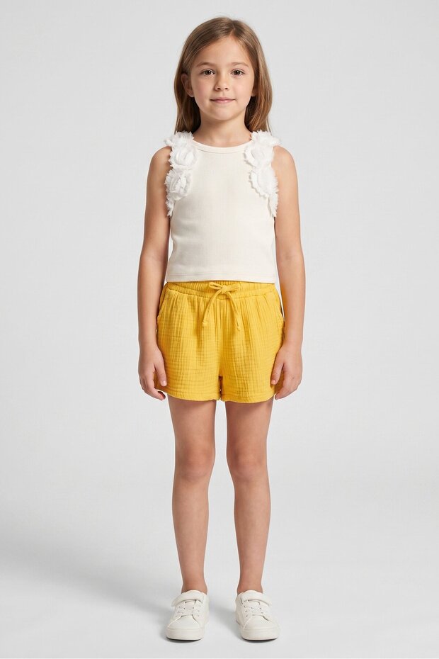 Kids Girl 3 Pcs Textured Tank Top And Shorts With Hair Clip, Multicolor
