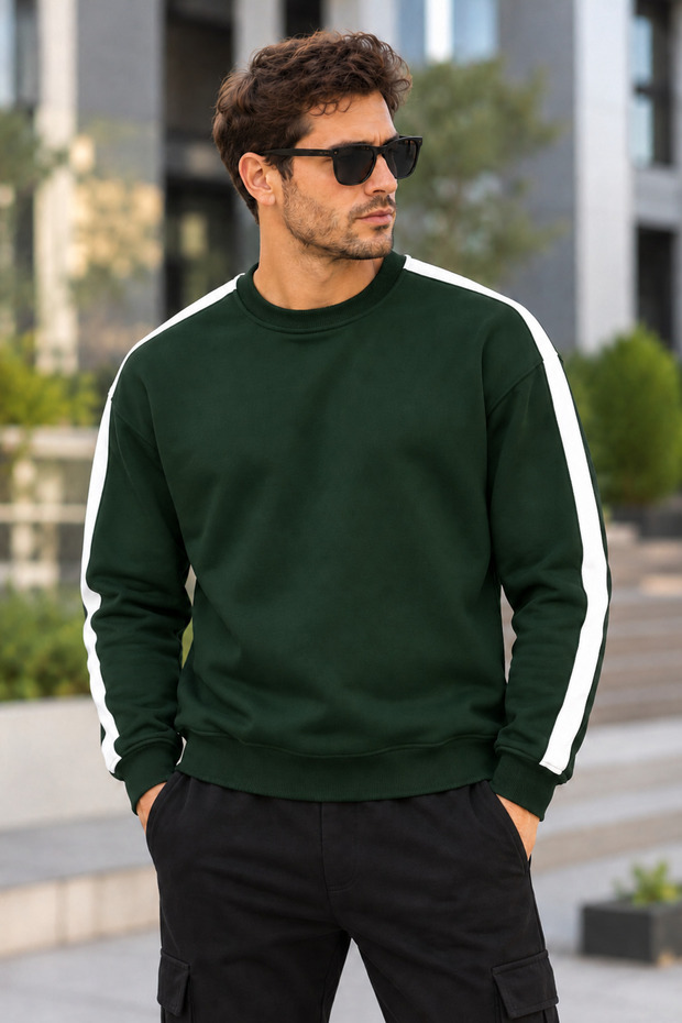 Men's Striped Detail Crewneck Sweatshirt