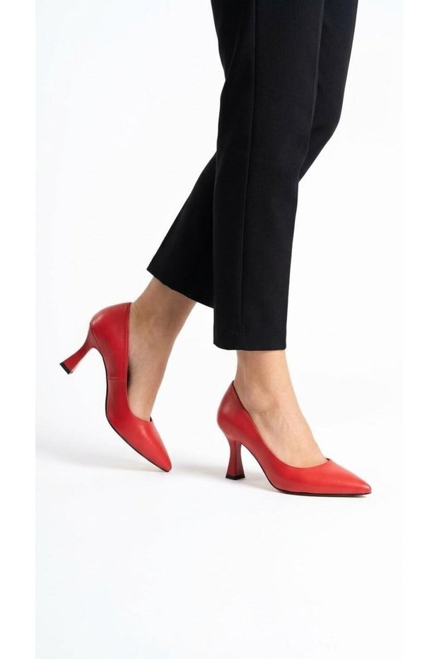 Red women's high heeled shoe 319.017-2014