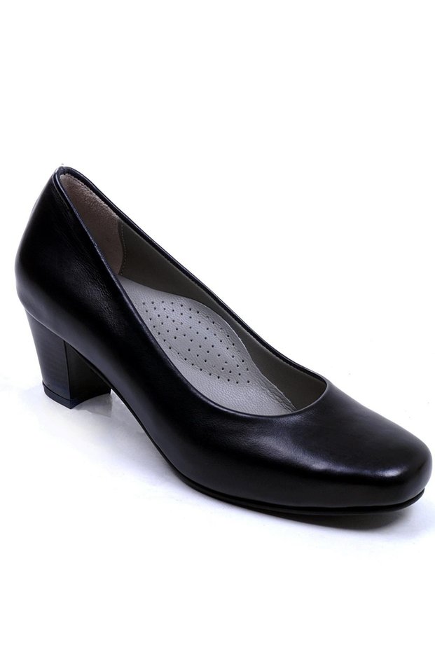 Black Women's Genuine Leather Heeled Shoes 343.5116