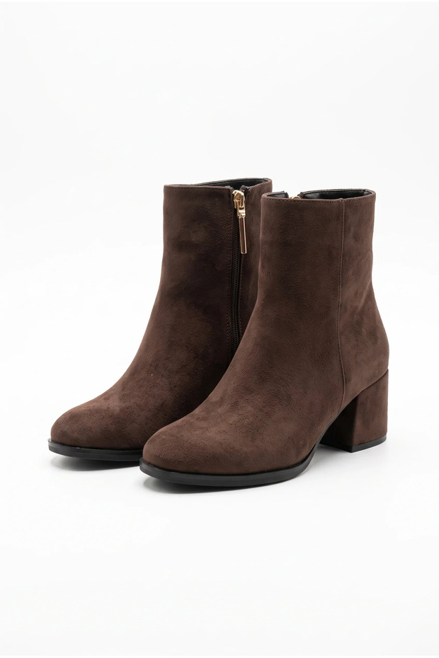 Women's Gold Zipper Detailed Thick Heeled Round Toe Ankle Boots - Calisto - Brown Suede