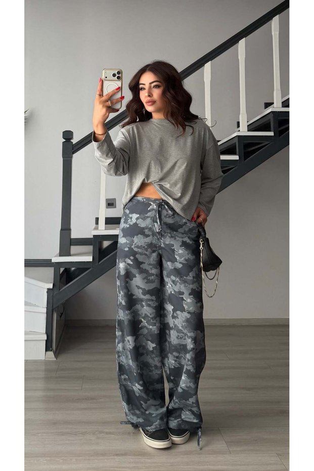 Anthracite-grey camouflage pattern waist and leg tied trousers