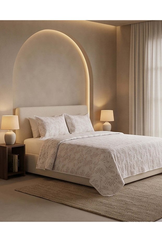 White 2 Piece Embroidered Velvet Quilt (Twin Size)