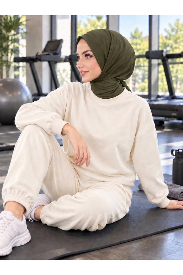 Black Athletic Hijab Sports Hijab - Suitable for Daily and Training Use with Tie-Backs
