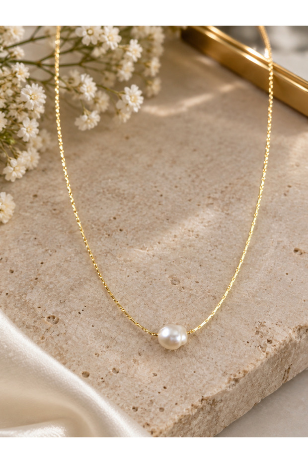 Elegant Pearl Luster Tarnish-Resistant and Fade-Resistant Women's Necklace