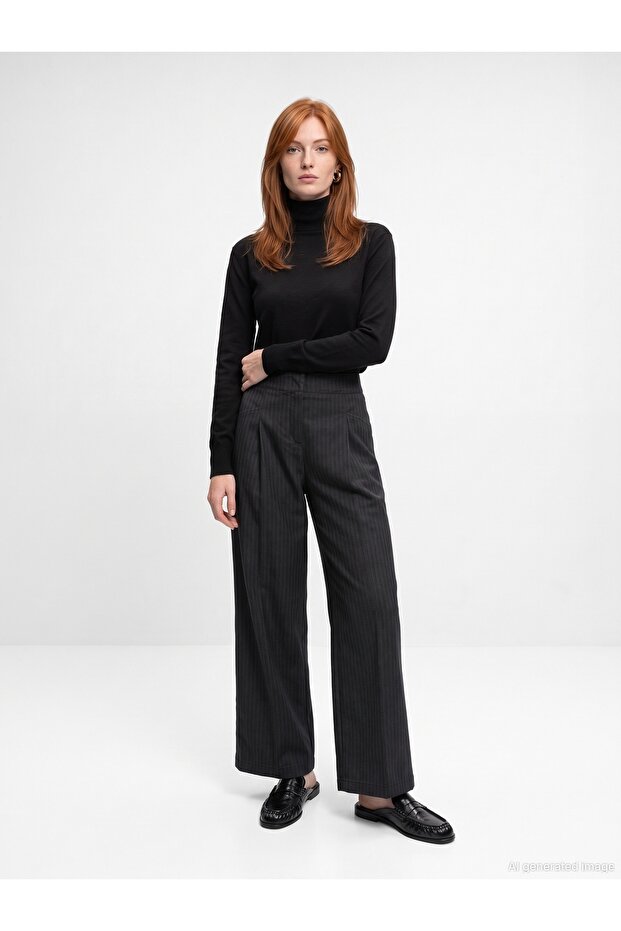 10883 Turtleneck Wool Blend Sweater